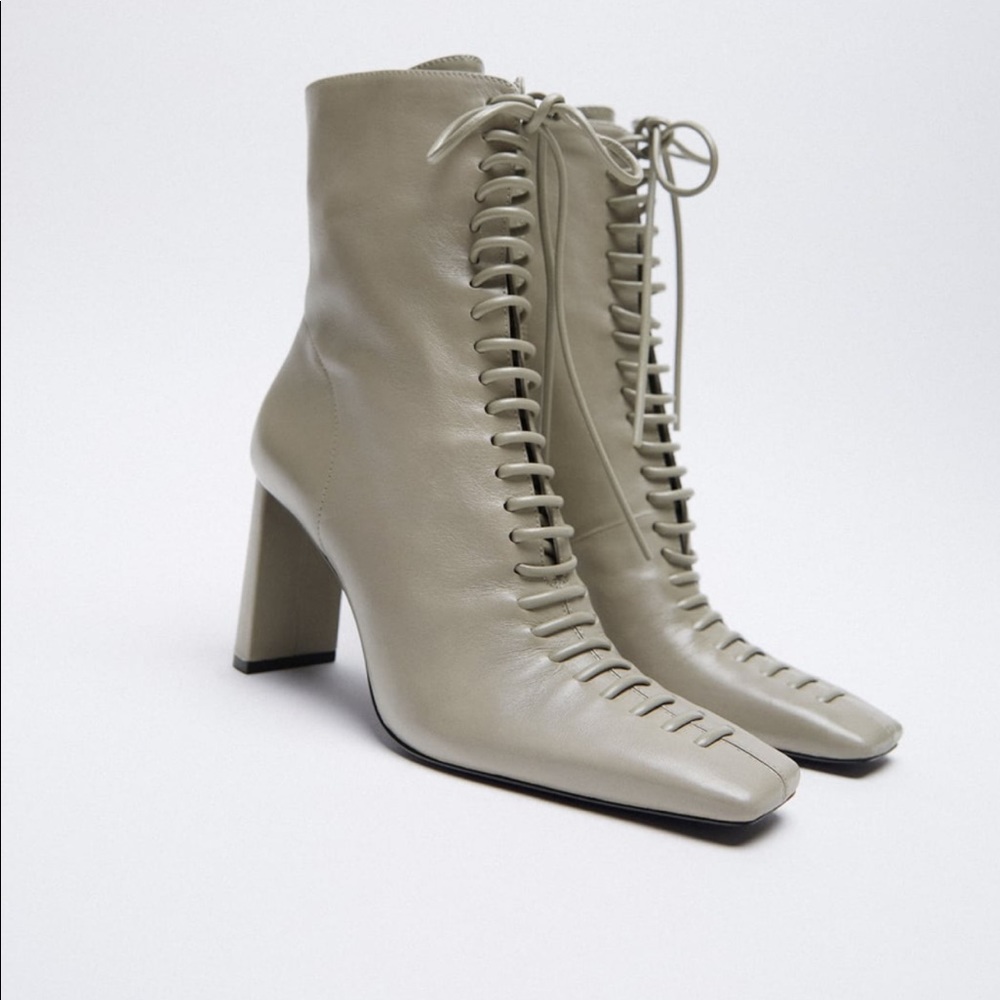 Brand New! Lace Up Zara Boots
